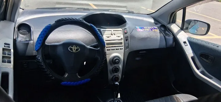 Toyota Yaris Compact 2005 – photo 6