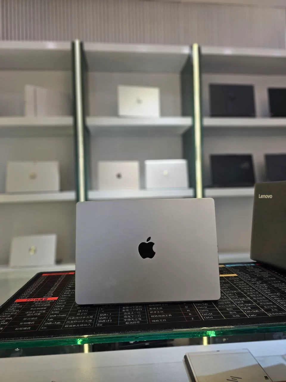 Apple MacBook Pro 14-inch M5 – photo 4