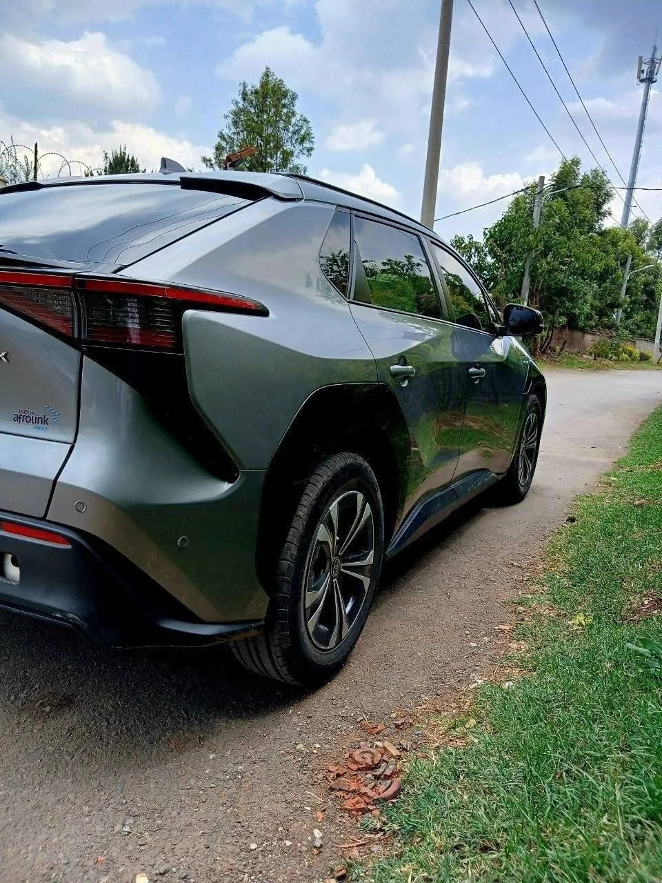 Toyota BZ4X EV 2023 – photo 3
