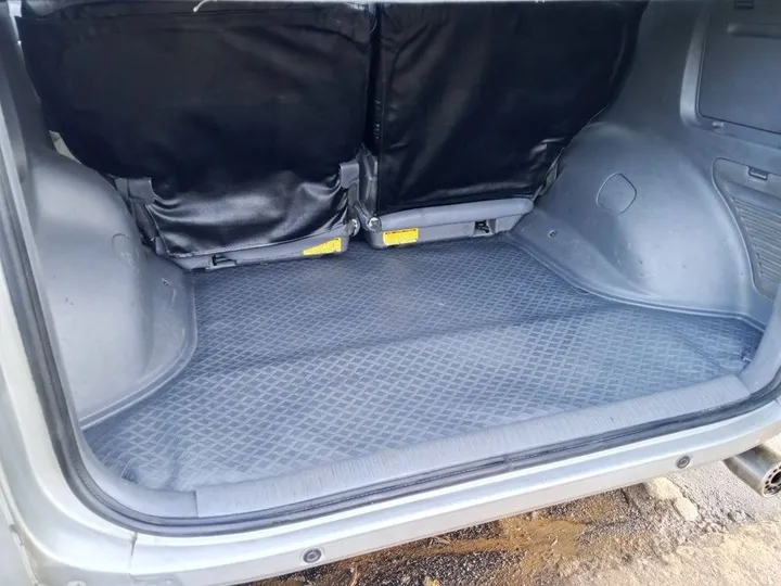 Toyota RAV4 2002 Manual – photo 5