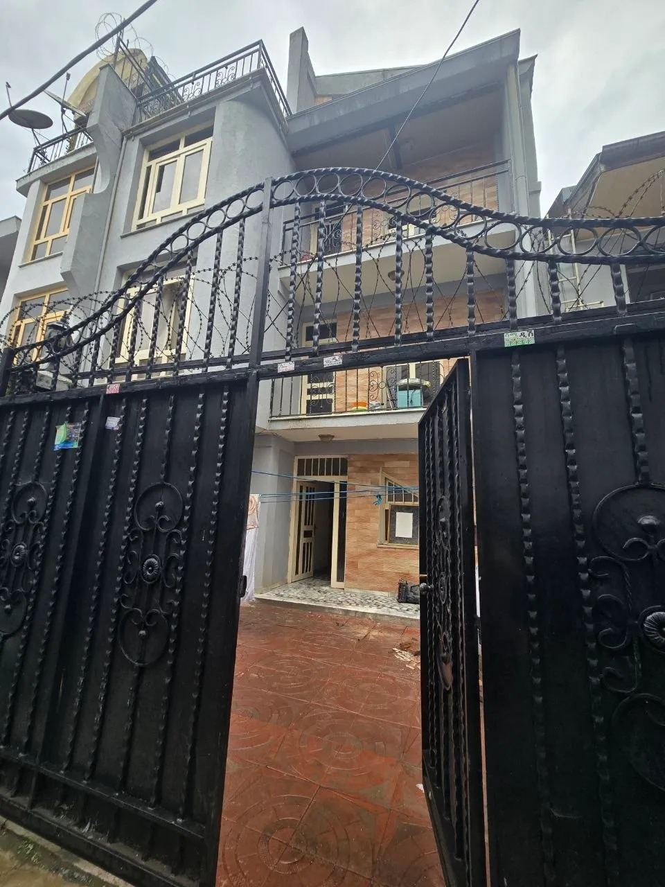 G+2 House with Terrace at Summit – photo 3