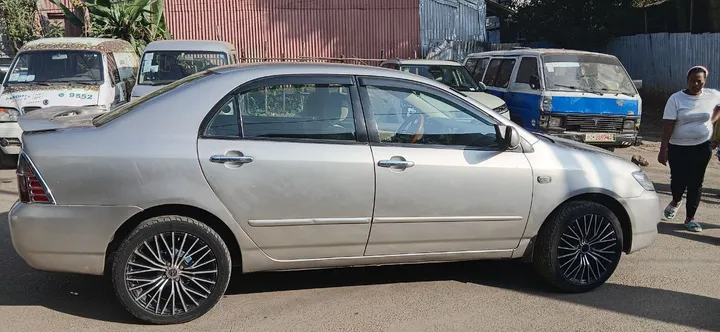 Toyota Corolla Manual Sedan – photo 4