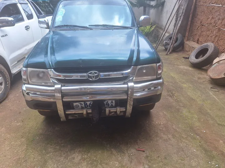 Toyota Hilux 2002 Manual – photo 5