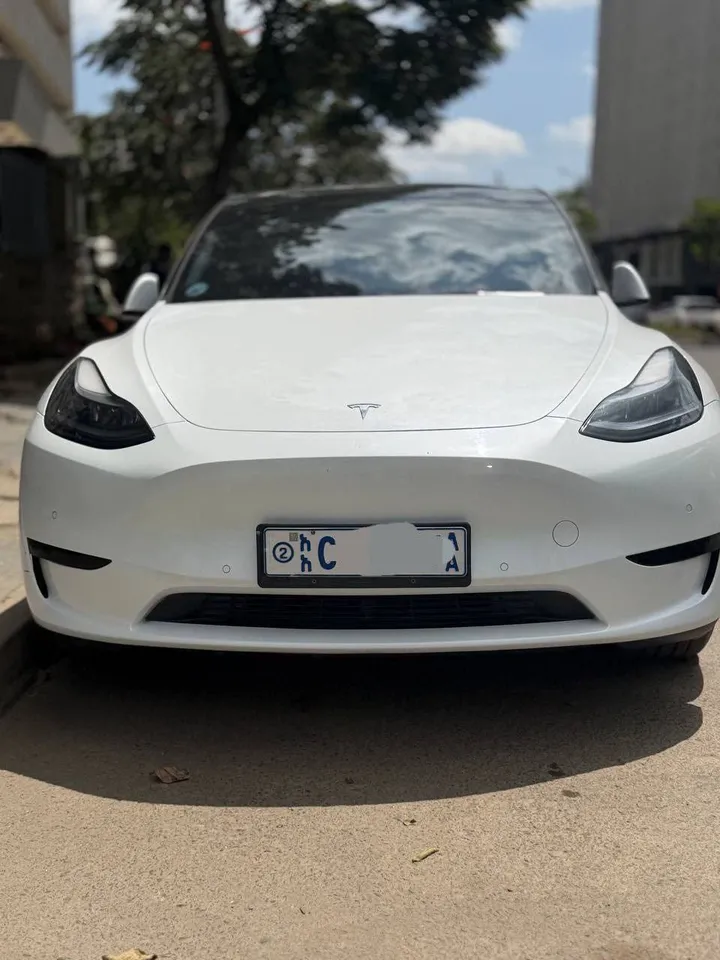 Tesla Model Y 2023 – photo 7