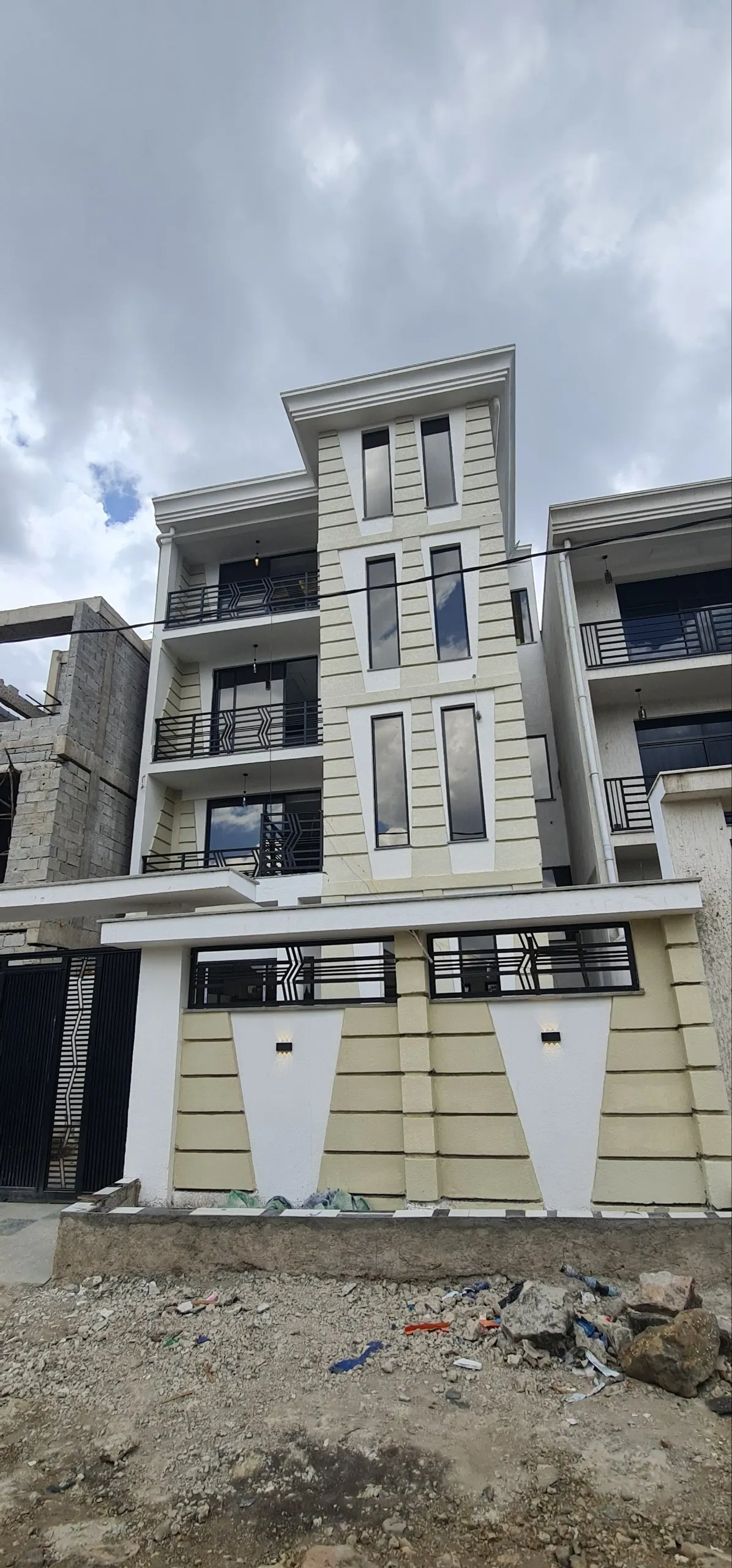 Modern G+3 Residential House Ayat – photo 4