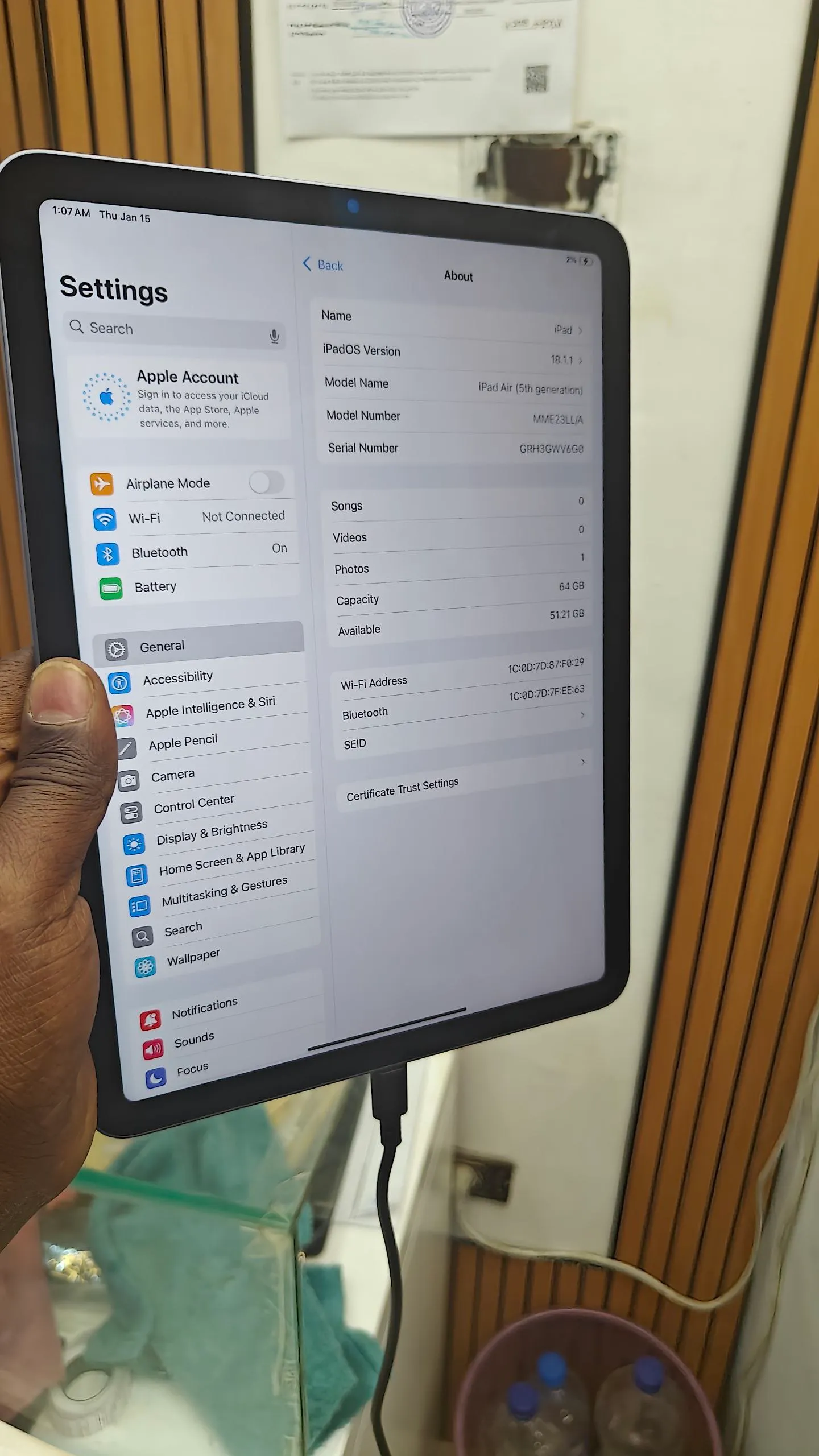 Apple iPad Air 5th Generation 64GB – photo 4