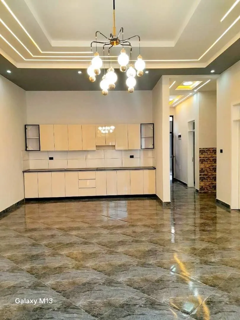 Villa for Sale in Summit – photo 6