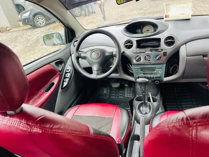 Toyota Vitz 2003 Automatic – photo 3
