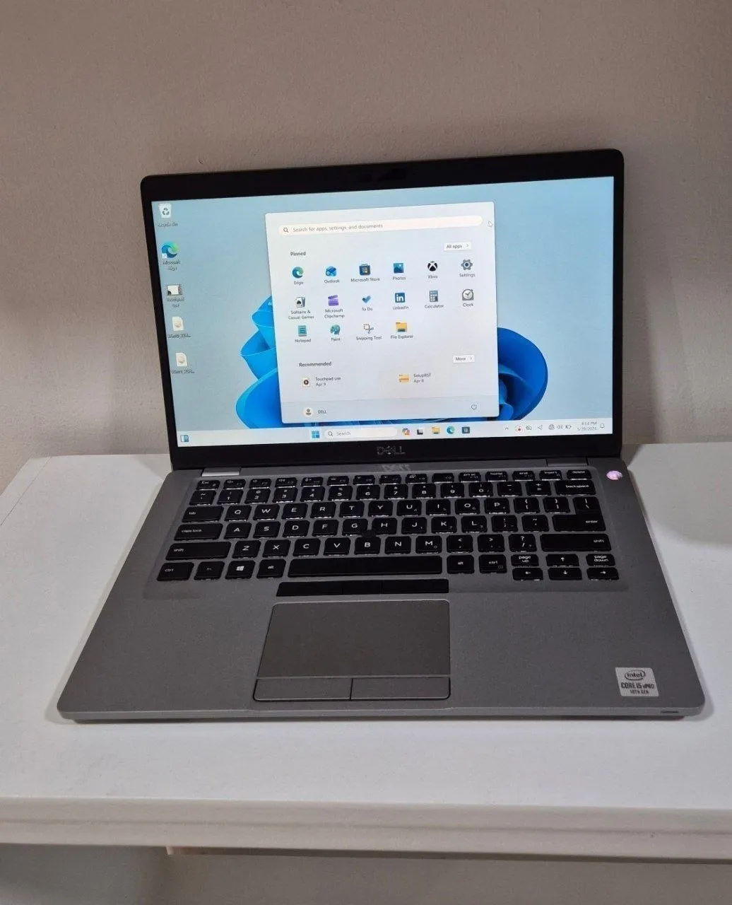 Dell Latitude 5410 Laptop – photo 3