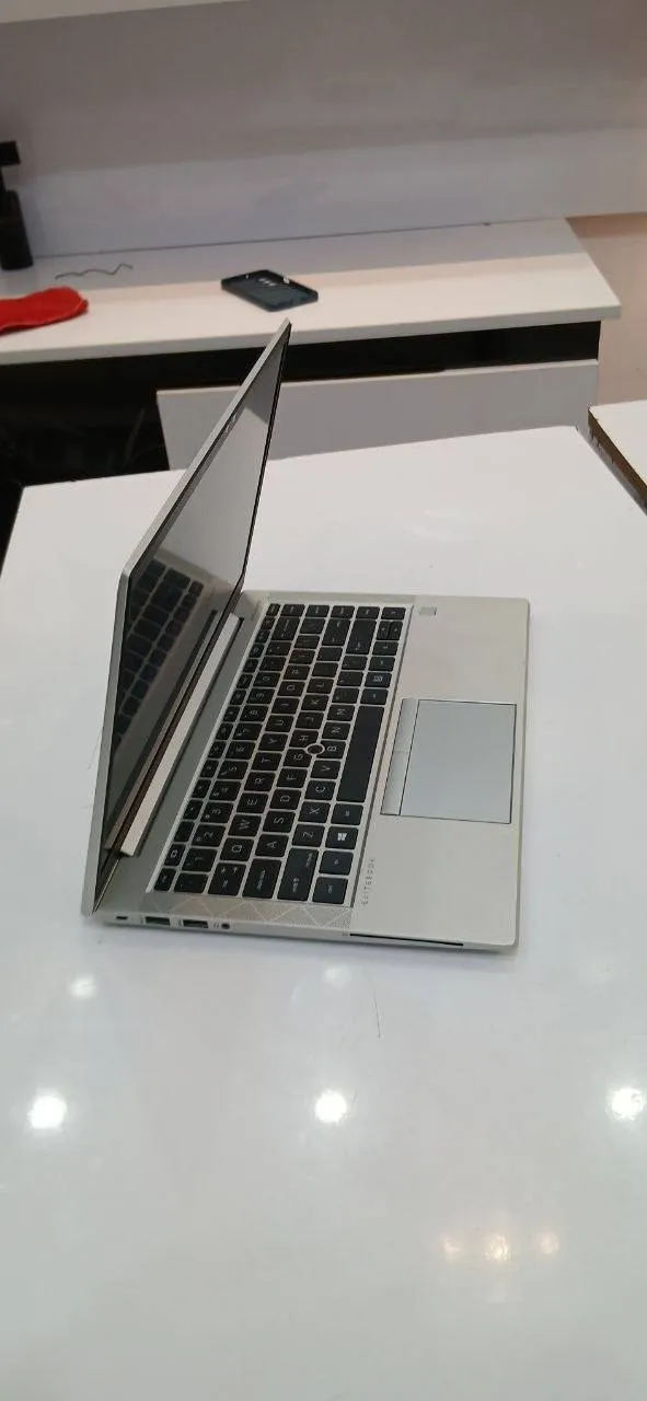HP EliteBook 840 G7 i5 Laptop – photo 4