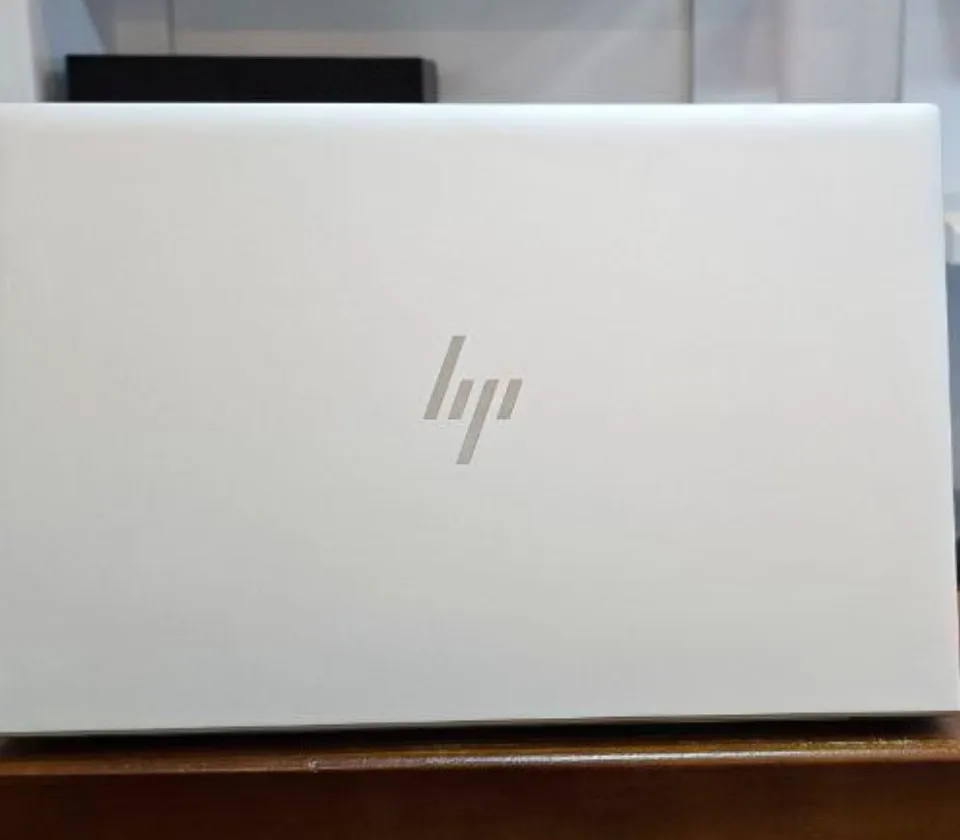 HP EliteBook 850 G8 Touch Laptop – photo 4