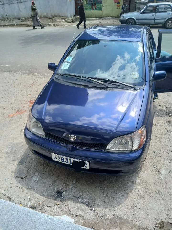 Toyota Platz 2001 1.0L Automatic – photo 6