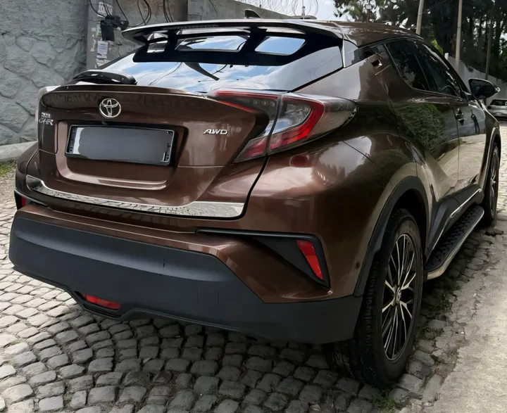 Toyota C-HR 1.2T AWD 2017 – photo 4