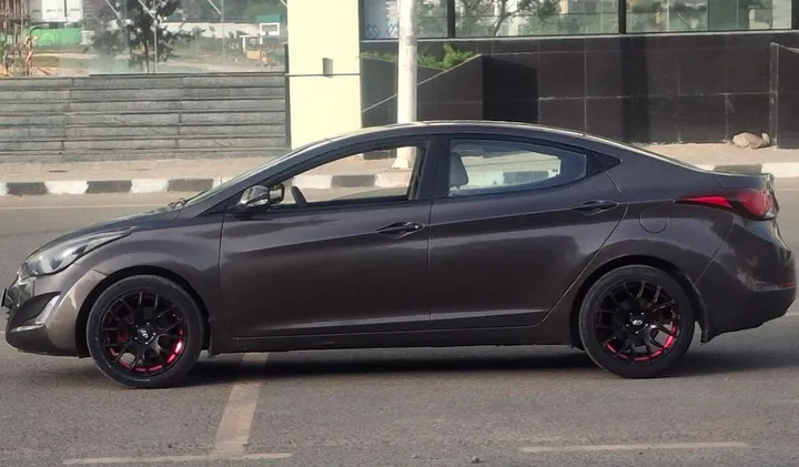 Hyundai Elantra 2014 Automatic – photo 4