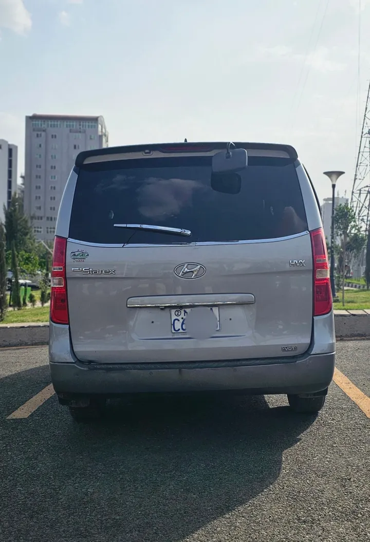Hyundai Grand Starex 2014 Automatic – photo 8