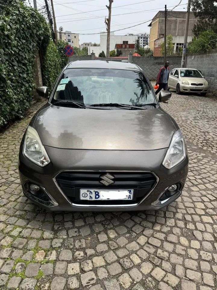 Suzuki Dzire 2021 Automatic 1.2L – photo 3