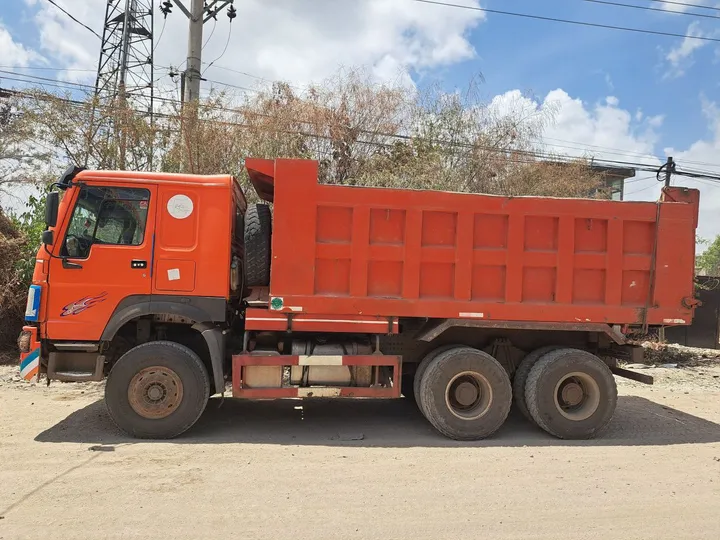 Sinotruk Howo Dump Truck 2017 – photo 4