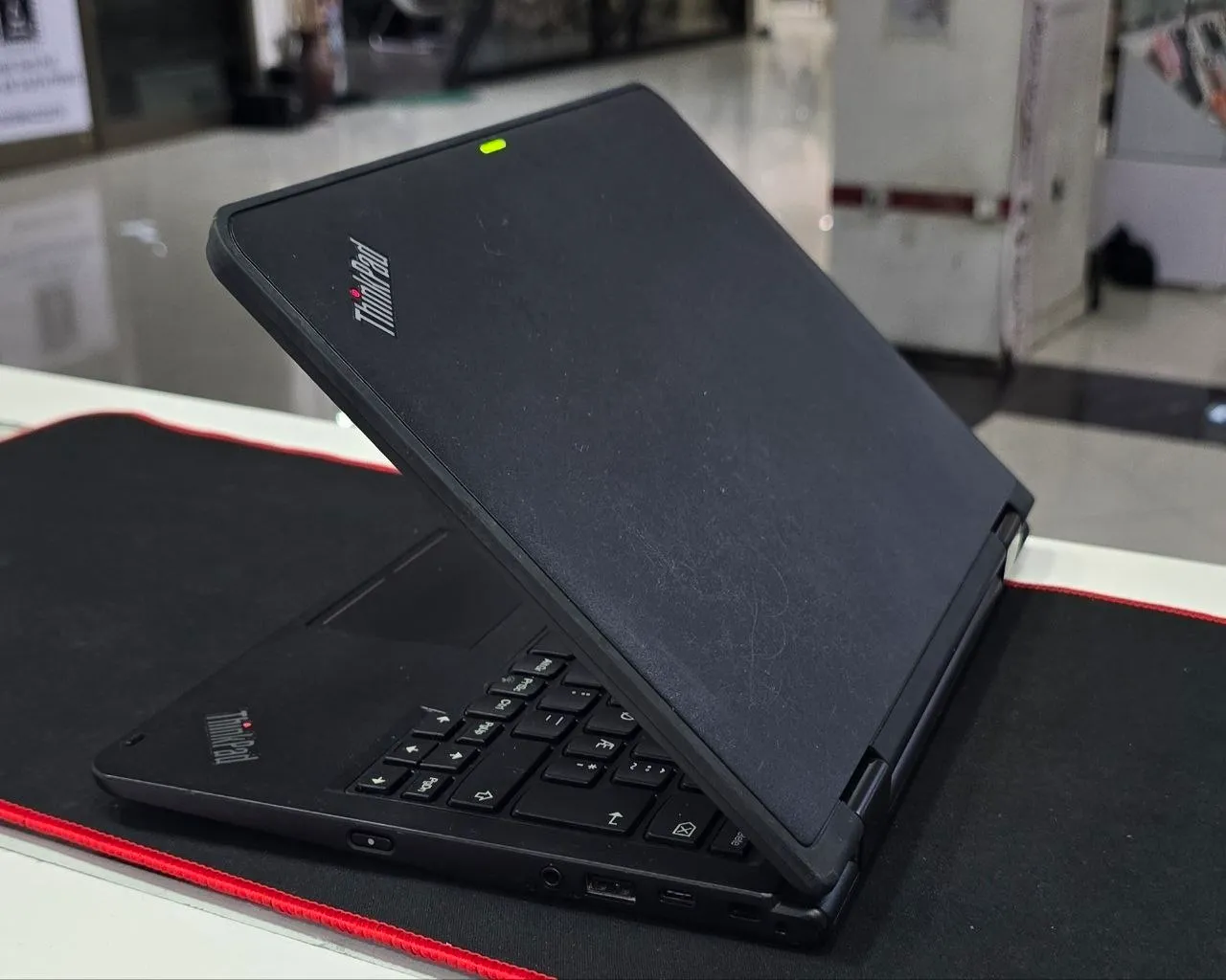 Lenovo Yoga 11e x360 Convertible Laptop – photo 3