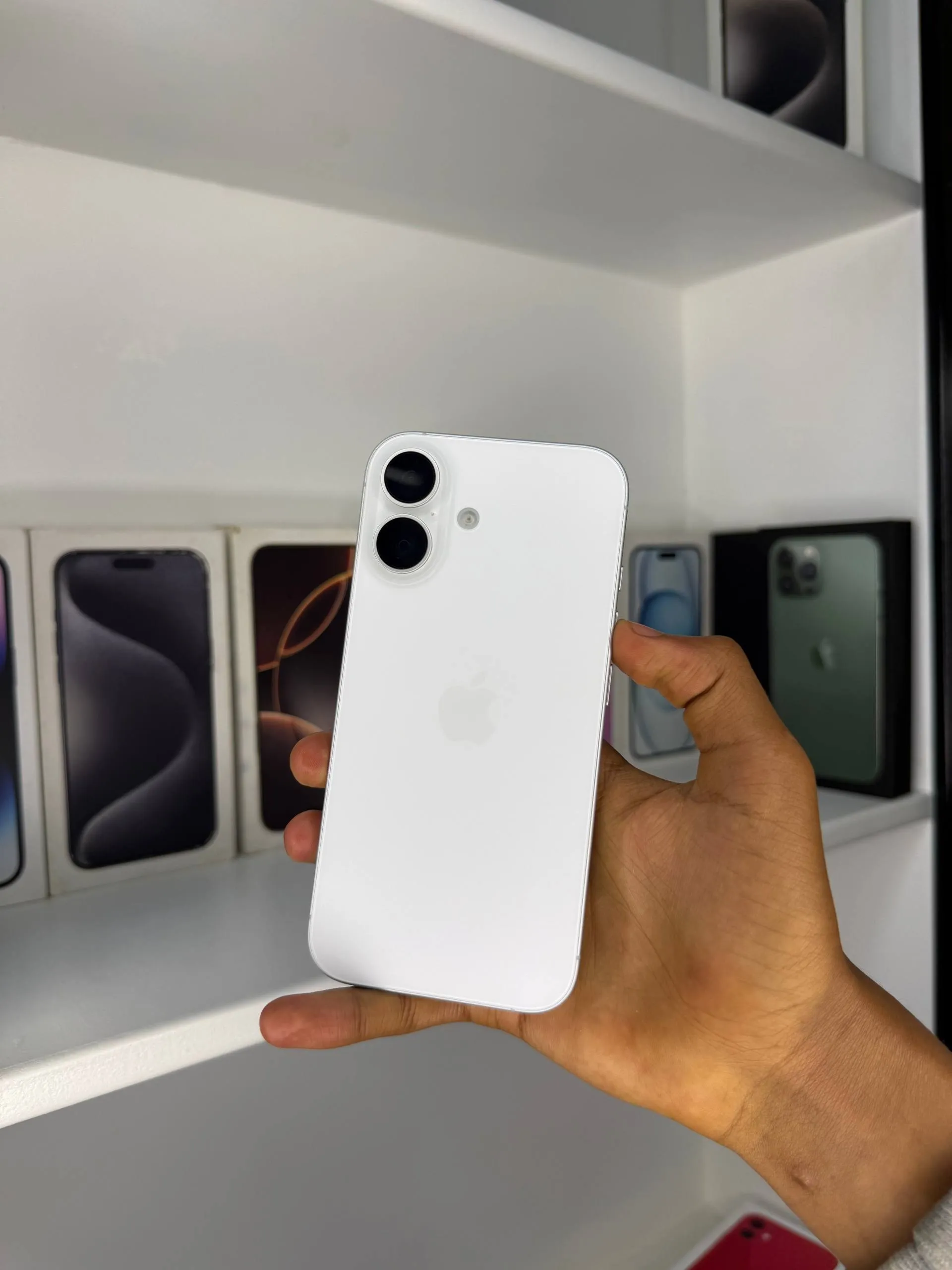 iPhone 16 128GB Base Model – photo 4