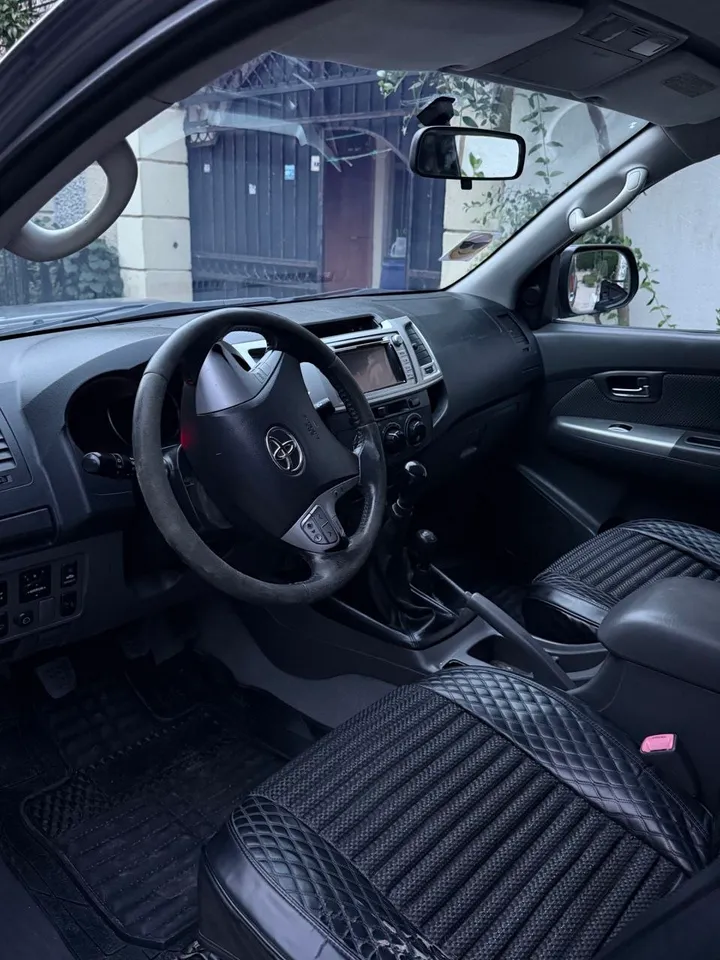 Toyota Vigo King Cab 2012 – photo 4