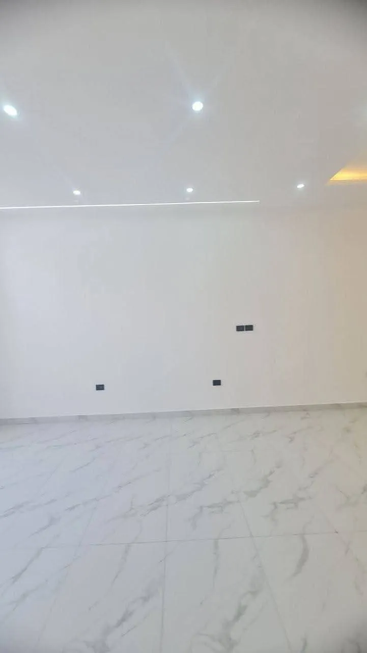 300 Sqm House for Sale in Ayat – photo 6