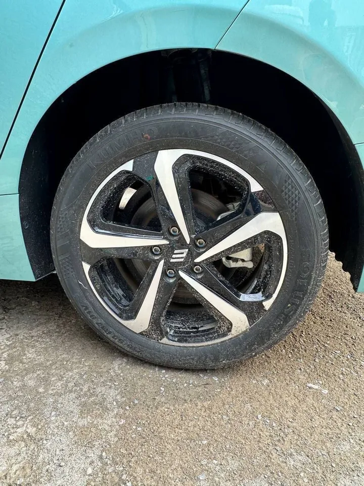 EVEASY Premium Electric Crossover 2023 – photo 4