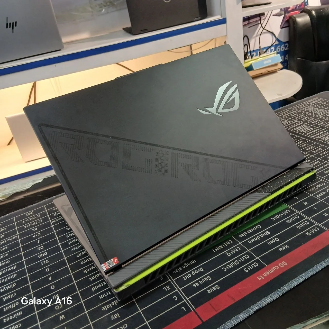 Asus ROG Strix i9 RTX 4060 Laptop – photo 3