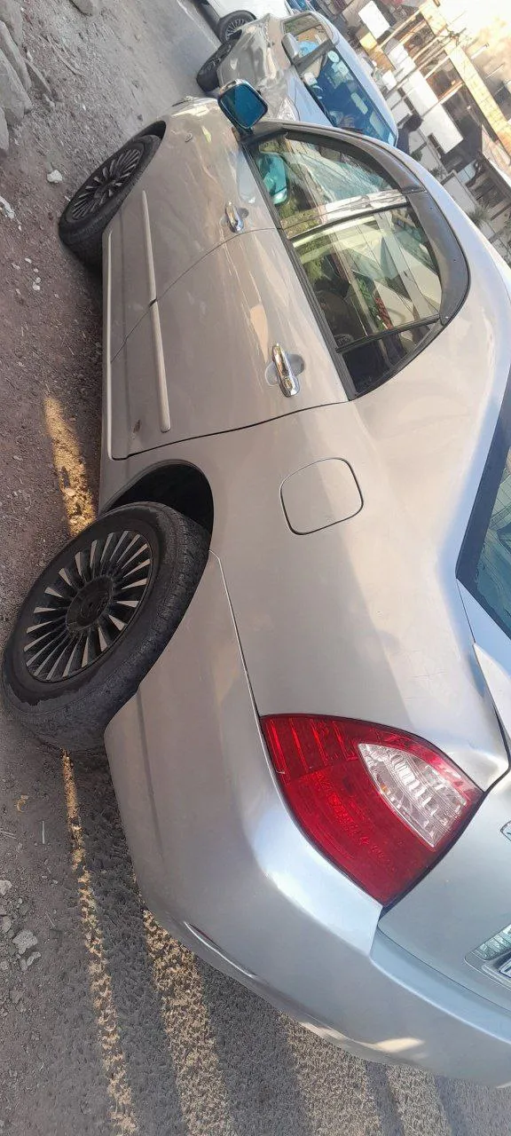 Toyota Corolla 2005 Sedan – photo 4