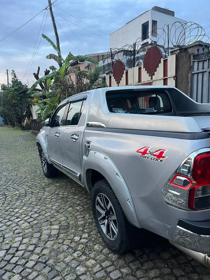 Toyota Revo Double Cab 2019 – photo 5