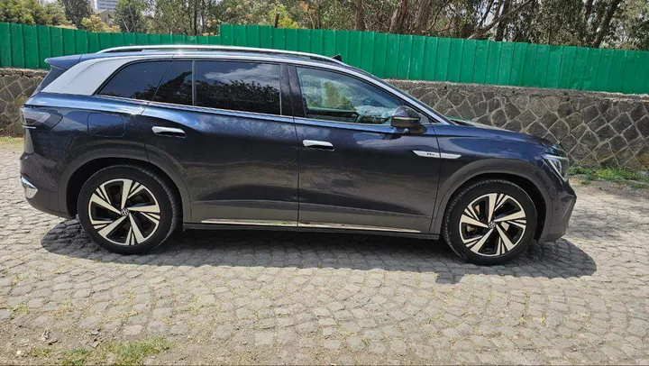 Volkswagen ID.6 Crozz Pro 2022 – photo 5