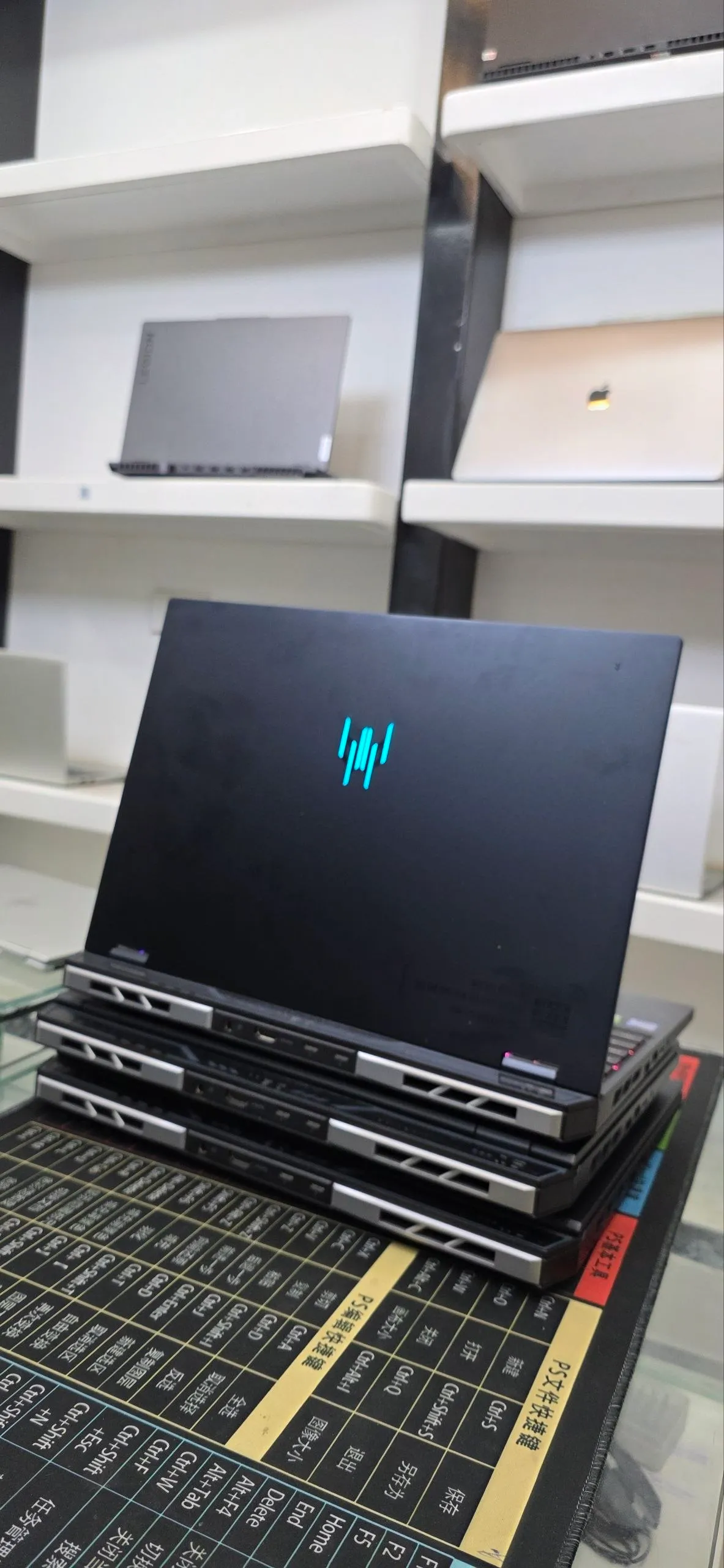 Acer Predator Helion Neo 16 Gaming Laptop – photo 4