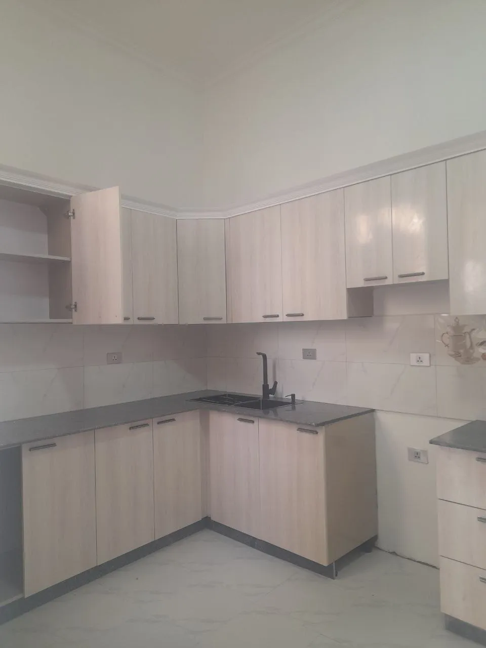 Modern Villa House Goro 250 sqm – photo 6