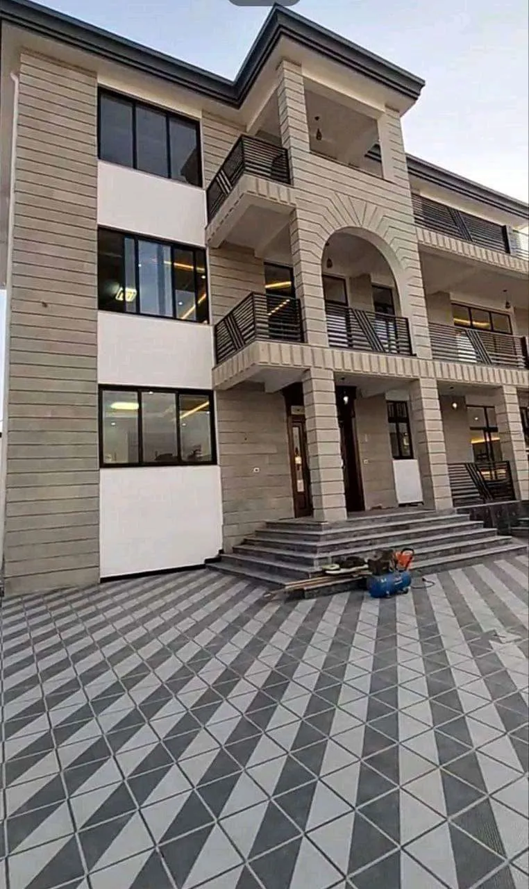 Modern G+2 House 500 sqm – photo 6