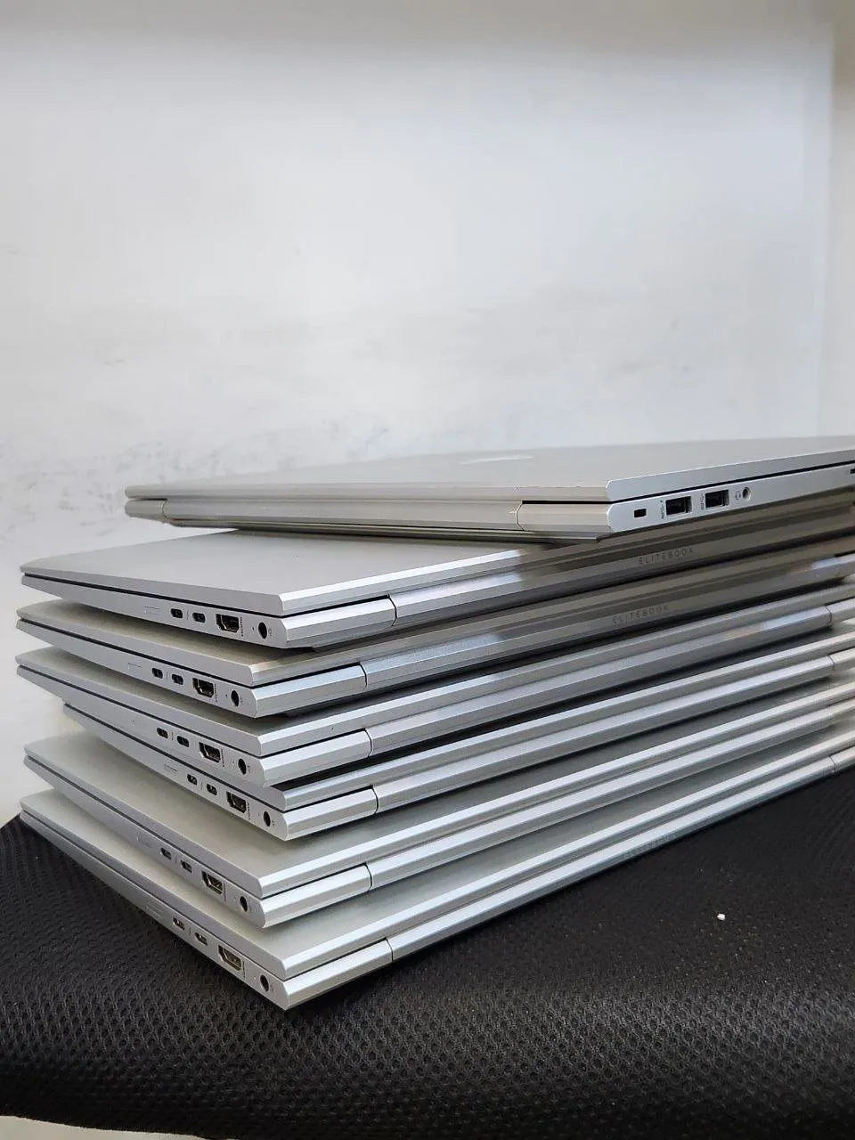 HP EliteBook 840 G7 Touch Laptop – photo 6