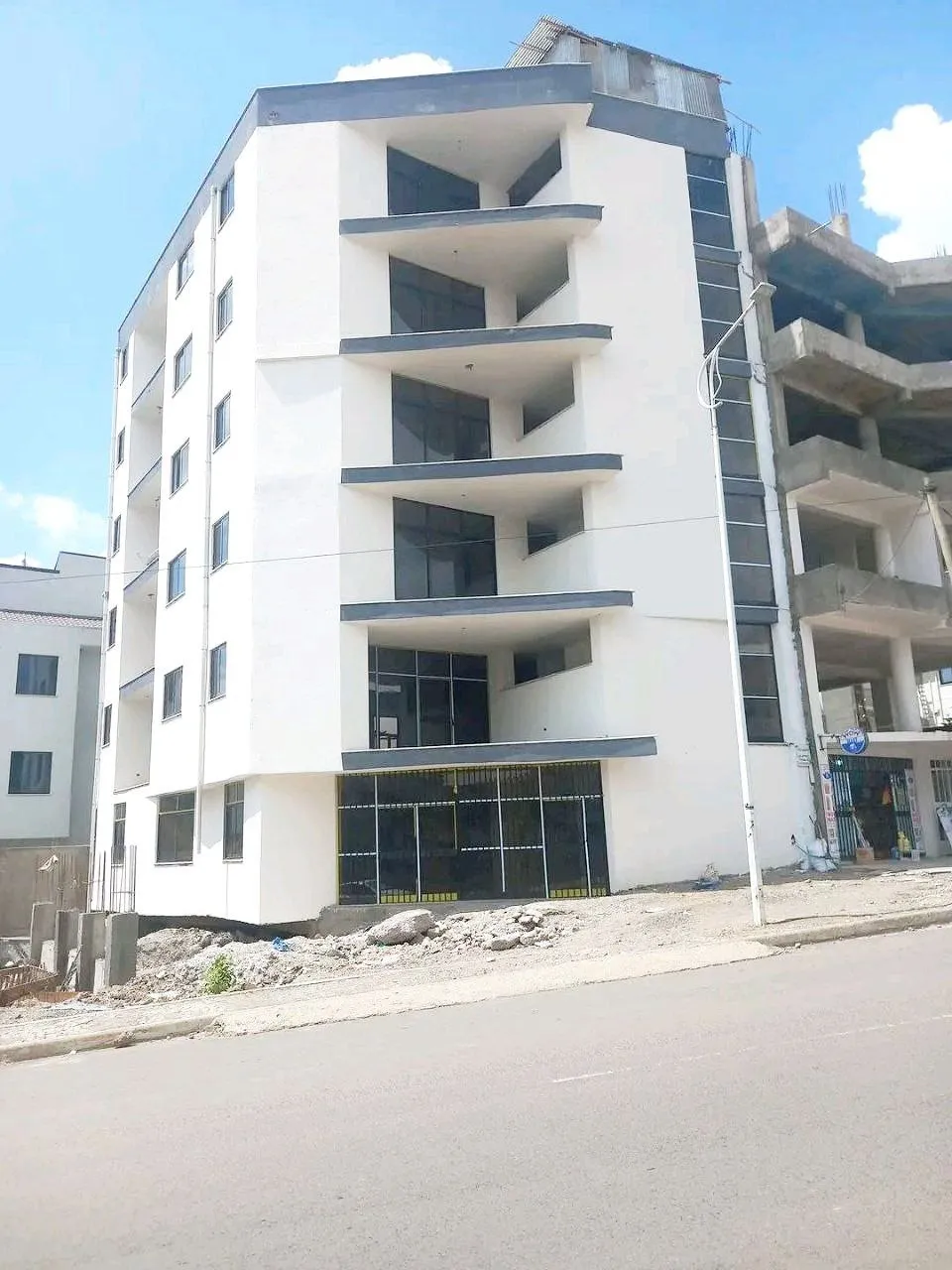 250 sqm B+G+5+T Apartment Ayat – photo 3