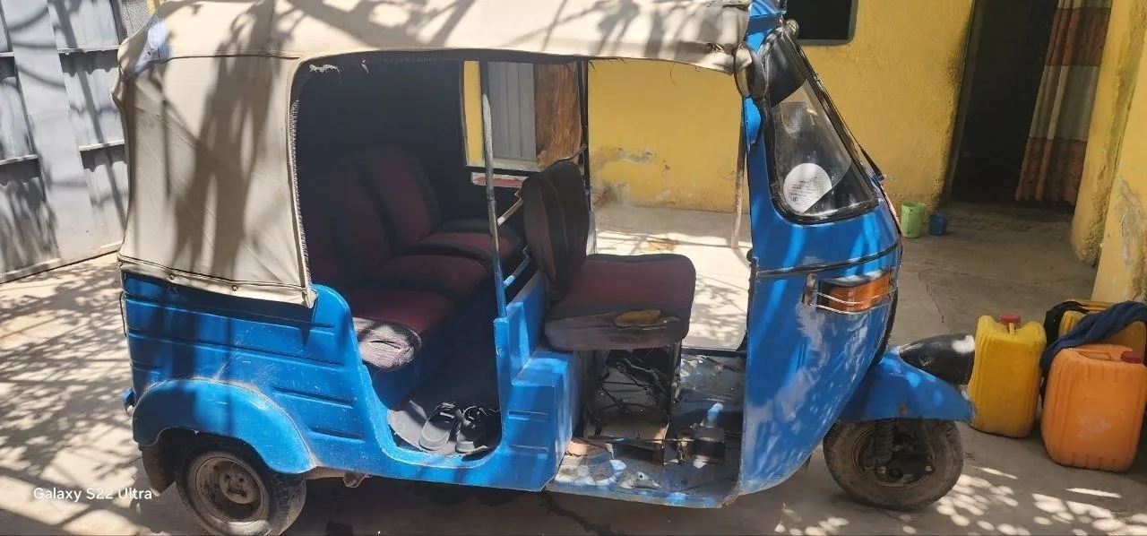 Bajaj Tagro Three-Wheeler – photo 3