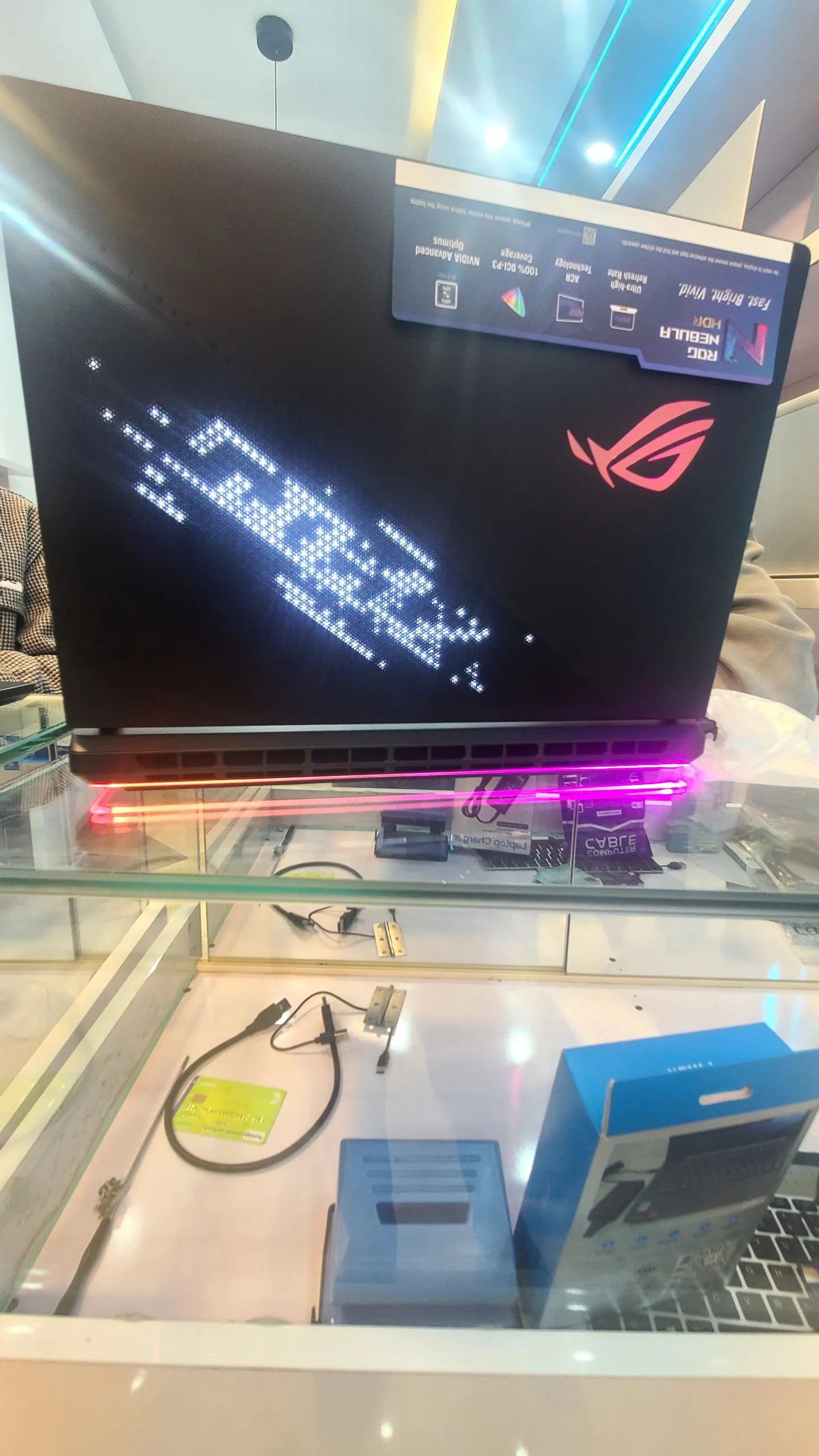 Asus ROG Strix RTX 5080 Gaming Laptop – photo 3