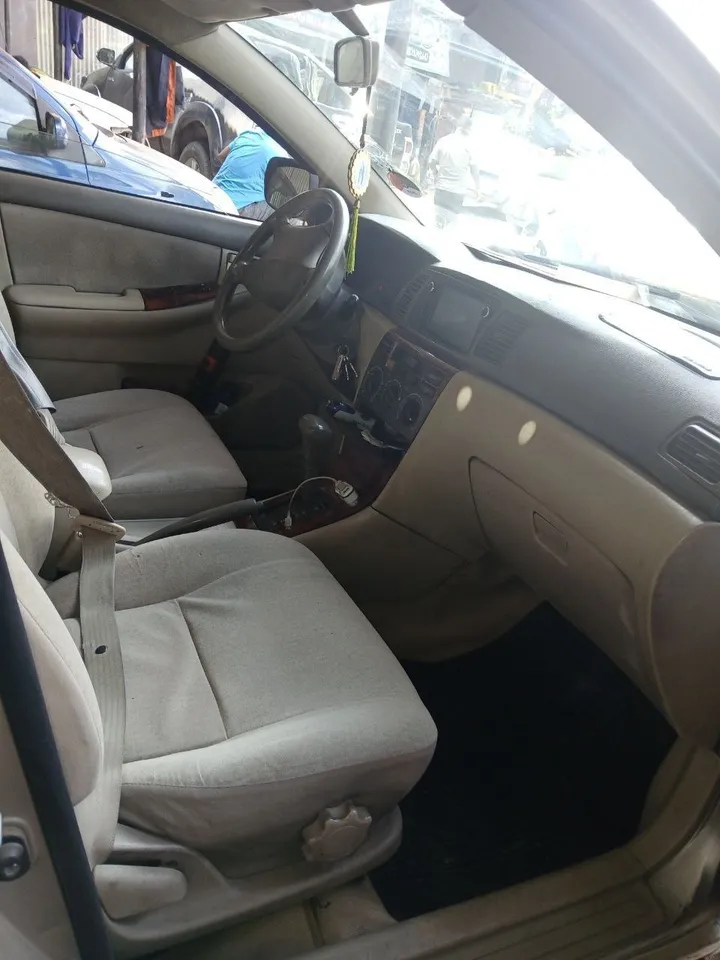 Toyota Corolla 2003 Automatic – photo 3