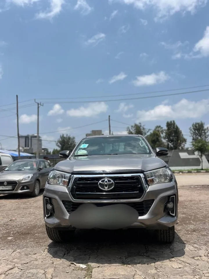 Toyota Revo Double Cab 2019 Diesel – photo 8