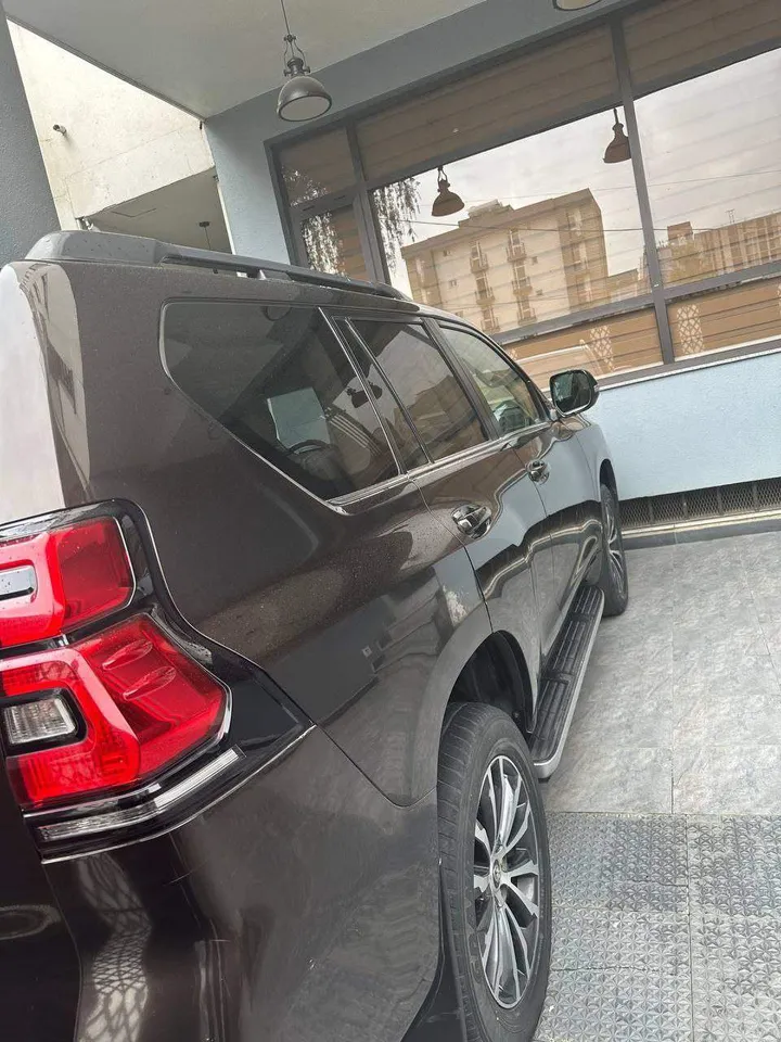 Toyota Landcruiser Prado 2019 – photo 3