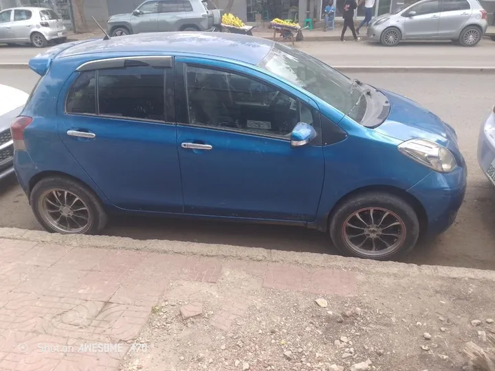 Toyota Yaris Compact 2008 Automatic – photo 5