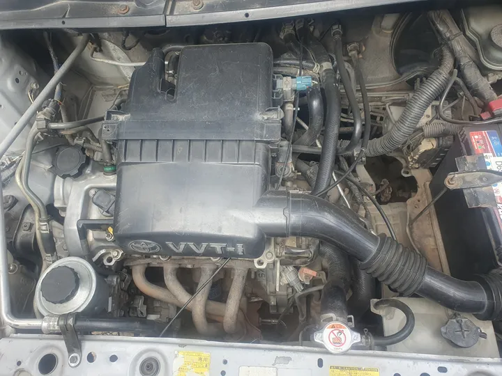 Toyota Vitz Automatic 2001 Model – photo 4