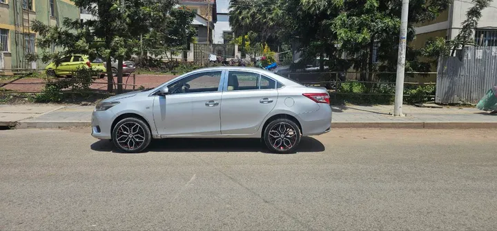 2014 Toyota Yaris 1.3 Automatic – photo 5