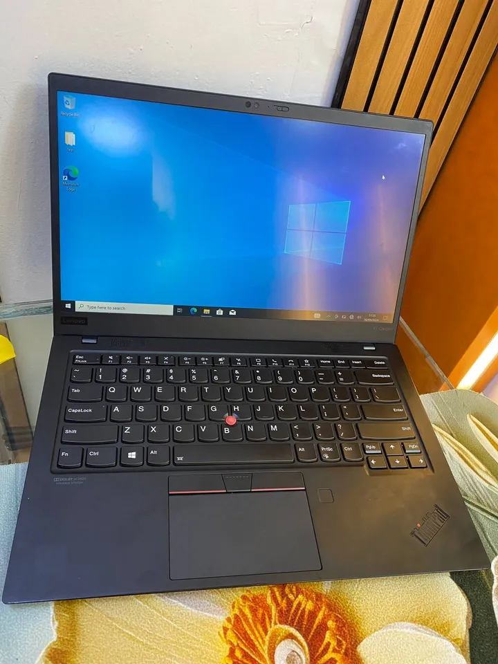 Lenovo ThinkPad X1 Carbon Gen 8 – photo 4