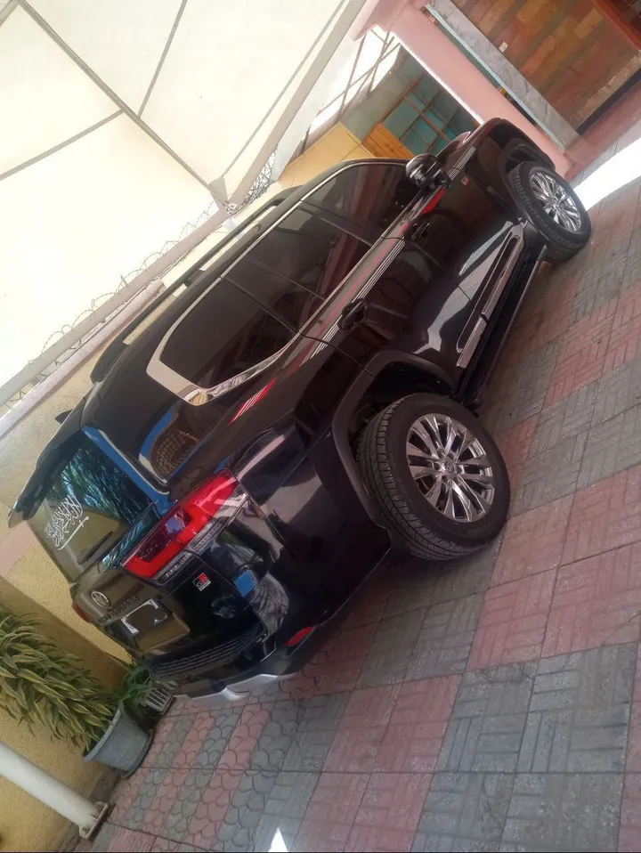 Toyota Land Cruiser VXR 2020 – photo 4