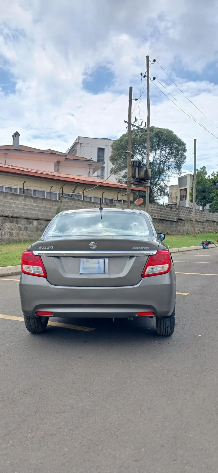 Suzuki Dzire 2022 Sedan – photo 5