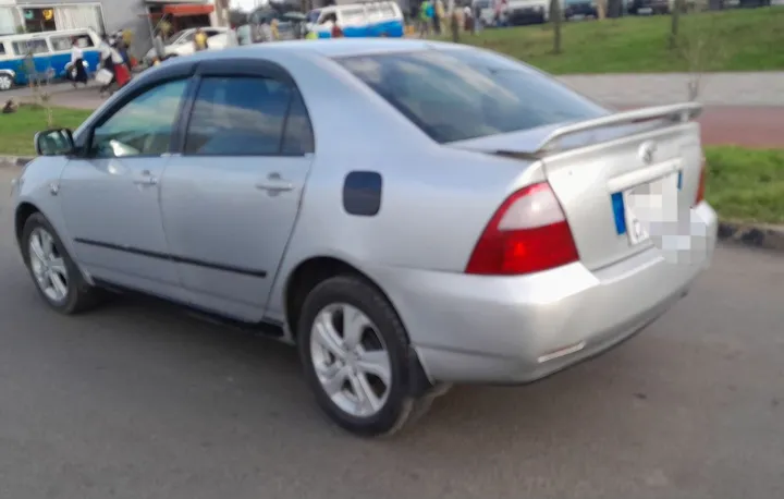 Toyota Corolla 2006 1.3L Manual – photo 3