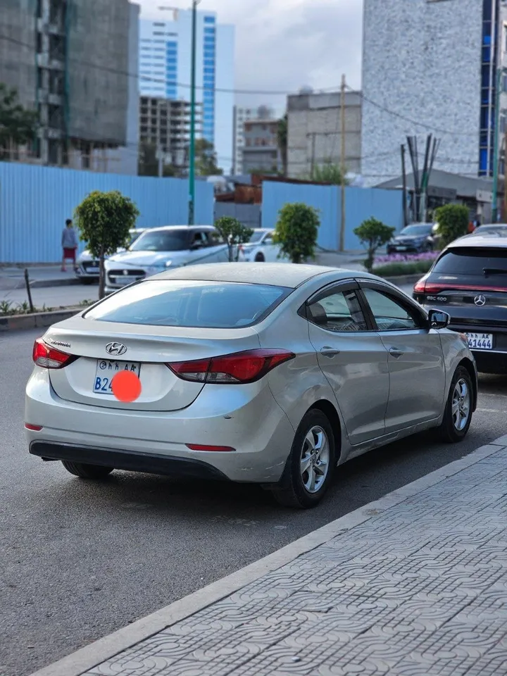 Hyundai Elantra 2015 1.6L Automatic – photo 7