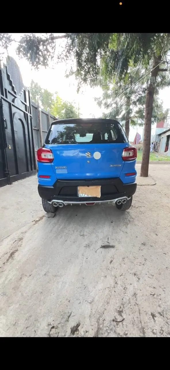Suzuki Blue Hatchback 2022 – photo 4