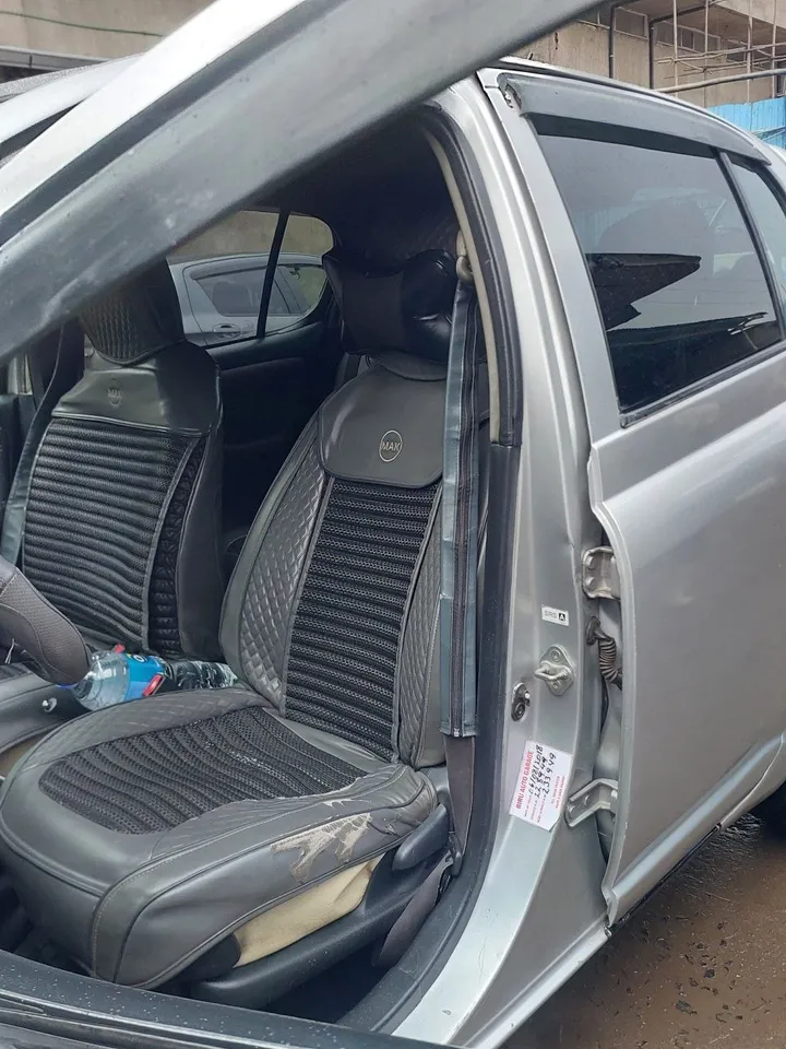 2004 Toyota Vitz 1.0L Automatic – photo 8